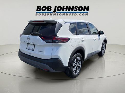 Used 2023 Nissan Rogue SV AWD/4WD image 3