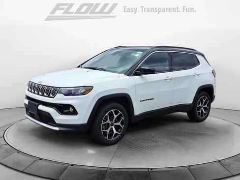 Used 2025 Jeep Compass Limited AWD/4WD image 4