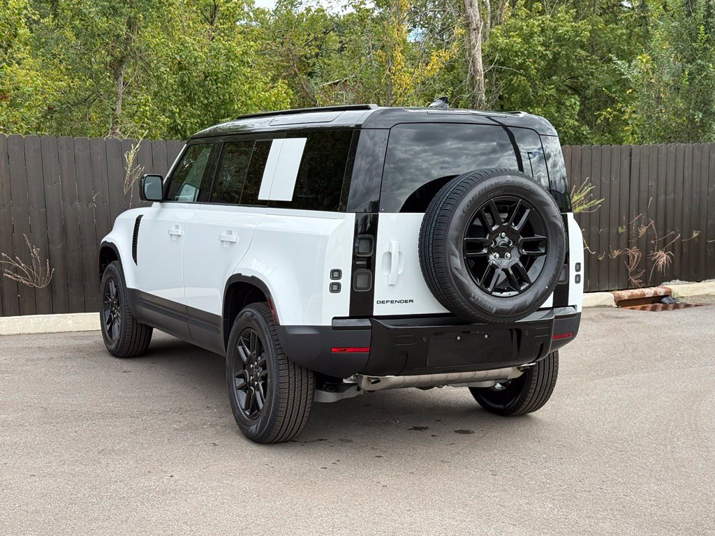 New 2026 Land Rover Defender 110 S AWD/4WD image 3