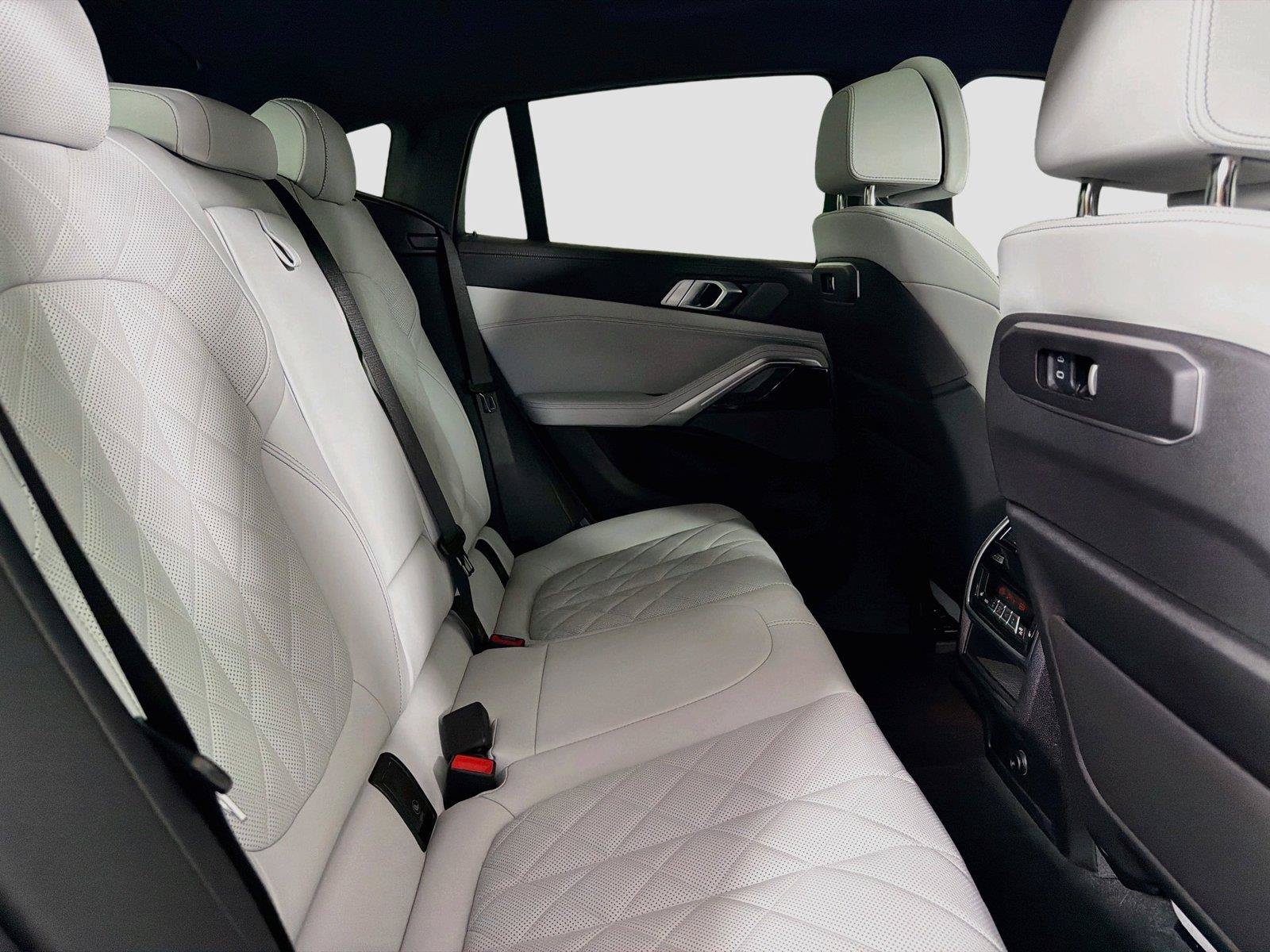 New 2027 BMW X6 xDrive40i AWD/4WD image 29