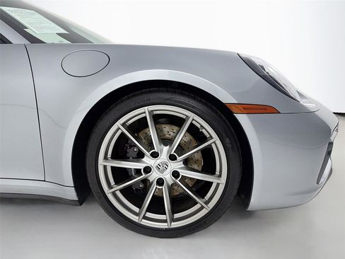 Used 2021 Porsche 911 Carrera S RWD image 9