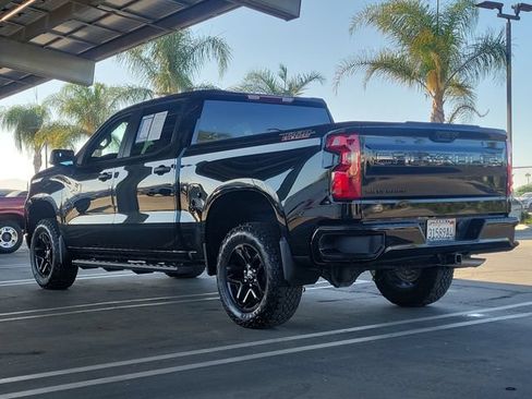 Certified 2024 Chevrolet Silverado 1500 Custom Trail Boss w/ LPO, Dark Essentials Package AWD/4WD image 4