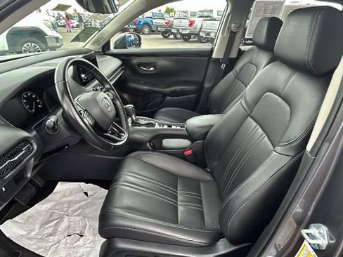 Used 2025 Honda HR-V EX-L image 17