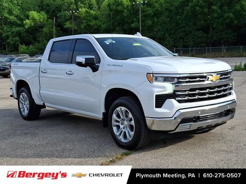 Certified 2023 Chevrolet Silverado 1500 LTZ w/ LTZ Convenience Package II AWD/4WD image 2