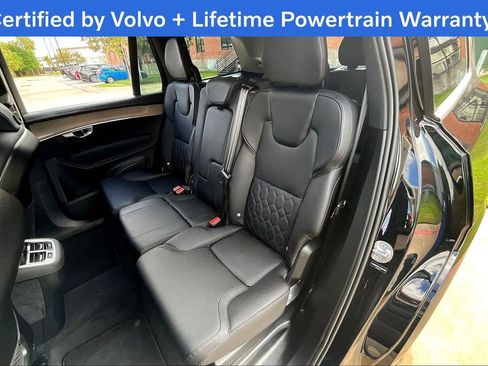 Certified 2025 Volvo XC90 B6 Plus image 34