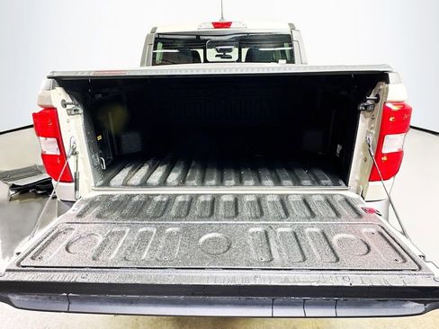 Used 2024 Ford Maverick Lariat FWD image 30