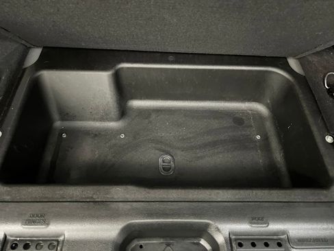 Used 2023 Jeep Wrangler Altitude image 29