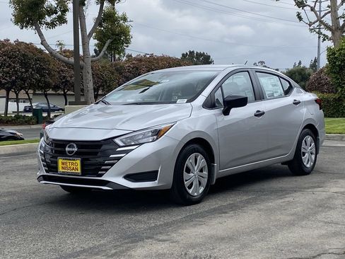 New 2025 Nissan Versa S w/ Trunk Package image 5