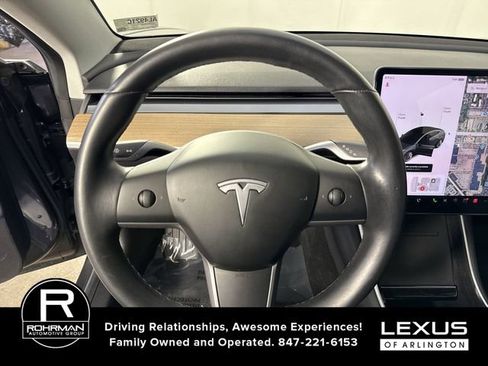 Used 2018 Tesla Model 3 Long Range image 11
