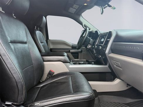 Used 2021 Ford F250 XLT w/ XLT Value Package image 17