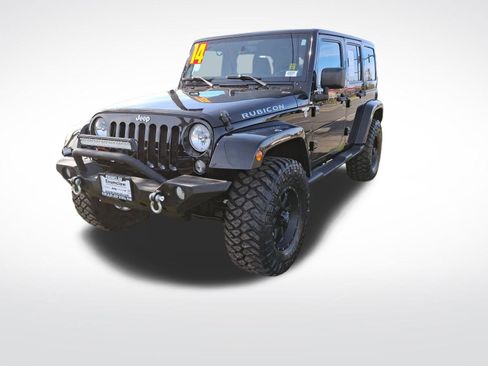 Used 2014 Jeep Wrangler Unlimited Rubicon w/ Connectivity Group image 7