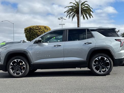 Used 2026 Chevrolet Equinox LT w/ Safety and Technology Package image 8