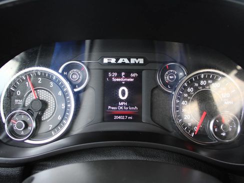 Used 2024 RAM 2500 Big Horn w/ Bed Utility Group image 13