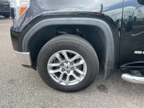 Used 2020 GMC Sierra 1500 SLE w/ SLE Value Package AWD/4WD image 9