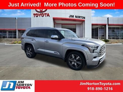 Used 2023 Toyota Sequoia Capstone AWD/4WD image 1