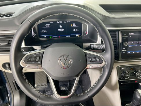 Used 2023 Volkswagen Atlas SE image 11