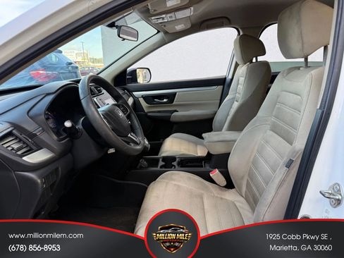 Used 2018 Honda CR-V LX image 2