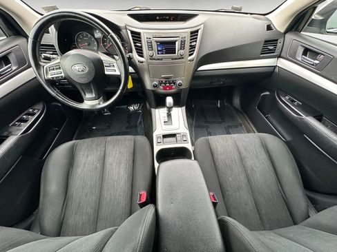 Used 2014 Subaru Outback 2.5i Premium image 10