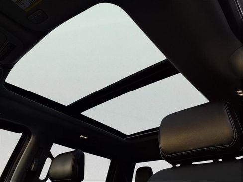 Used 2024 Ford F250 Lariat w/ Sport Appearance Package image 26