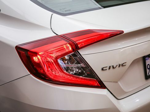 Used 2017 Honda Civic EX image 12
