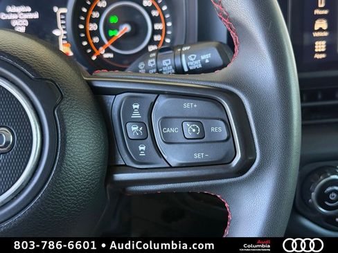 Used 2024 Jeep Wrangler Unlimited Rubicon AWD/4WD image 28