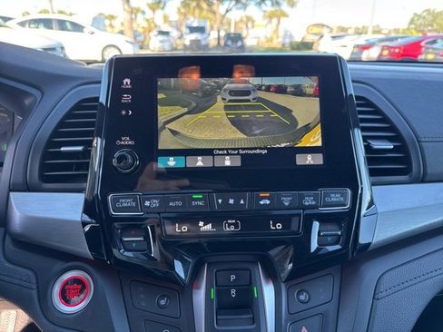 Used 2023 Honda Odyssey Sport image 27