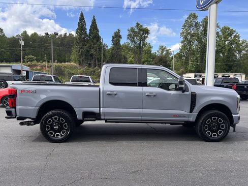 Used 2026 Ford F250 Platinum AWD/4WD image 5