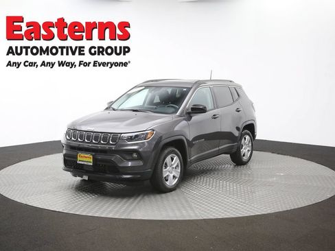Used 2022 Jeep Compass Latitude AWD/4WD image 58