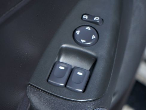 Used 2006 Chevrolet Corvette Coupe w/ Preferred Equipment Group image 19