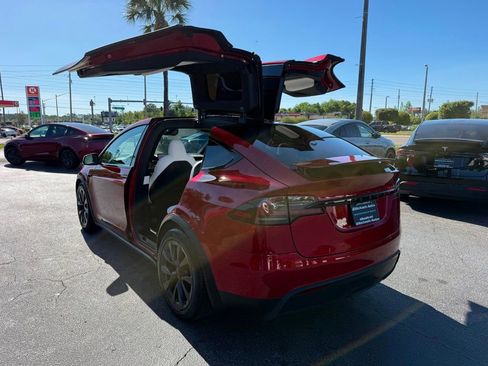 Used 2023 Tesla Model X image 7