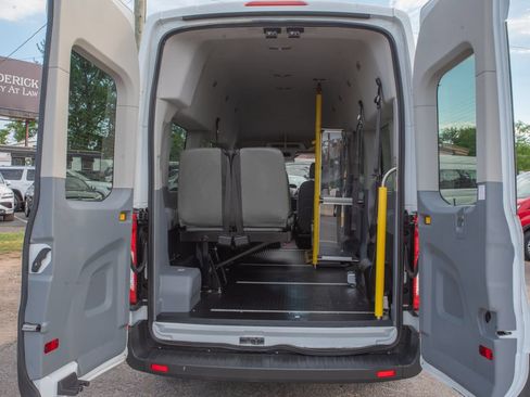 Used 2017 Ford Transit 350 XL RWD image 11