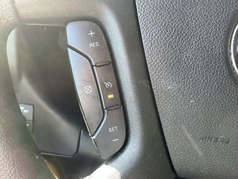 Used 2020 GMC Savana 2500 w/ Driver Convenience Package image 24