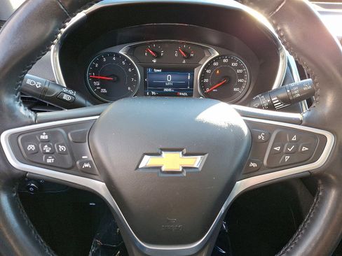 Used 2022 Chevrolet Equinox LT image 19