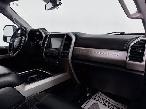 Used 2020 Ford F250 Lariat w/ Lariat Ultimate Package AWD/4WD image 29