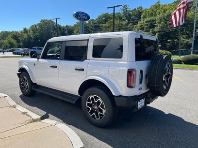 New 2026 Ford Bronco Outer Banks