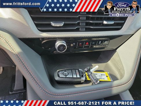 New 2026 Ford Explorer Active image 10