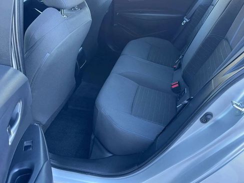 Used 2022 Toyota Corolla SE w/ SE Premium Package image 15