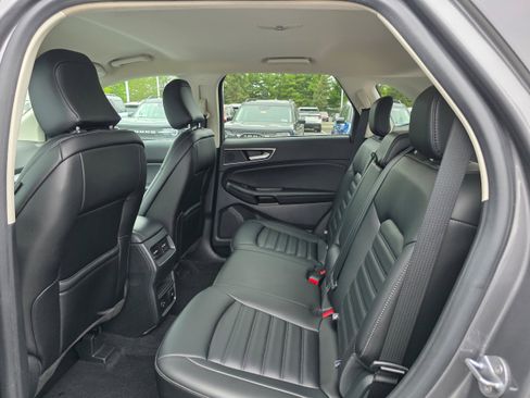 Used 2022 Ford Edge SEL w/ Convenience Package AWD/4WD image 10