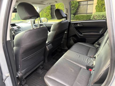 Used 2014 Subaru Forester 2.5i Limited image 25