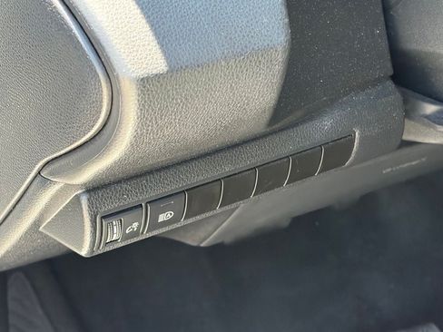 Used 2023 Toyota Corolla LE FWD image 7