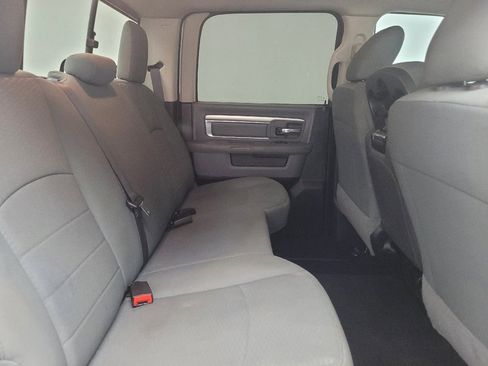 Used 2019 RAM 1500 Classic SLT RWD image 19