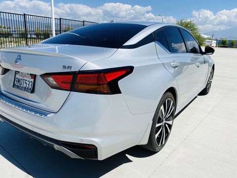 Used 2022 Nissan Altima 2.5 SR image 10