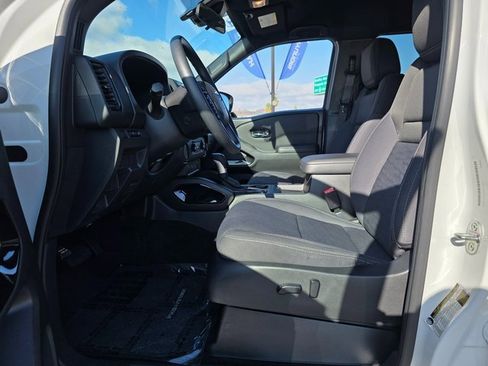 Used 2023 Nissan Frontier SV w/ Midnight Edition Package image 13