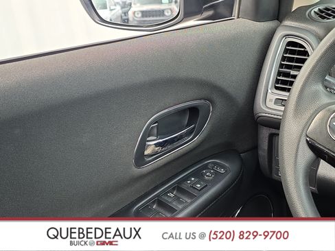 Used 2019 Honda HR-V EX image 20