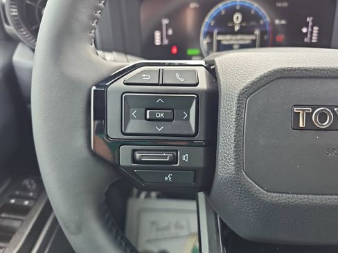 Used 2025 Toyota Land Cruiser 1958 image 17