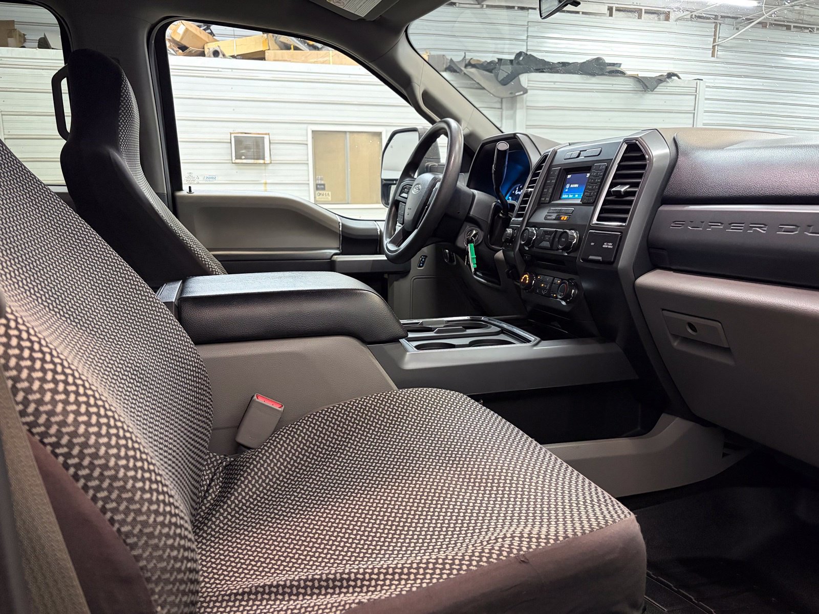 Used 2017 Ford F350 XLT w/ XLT Value Package AWD/4WD image 23