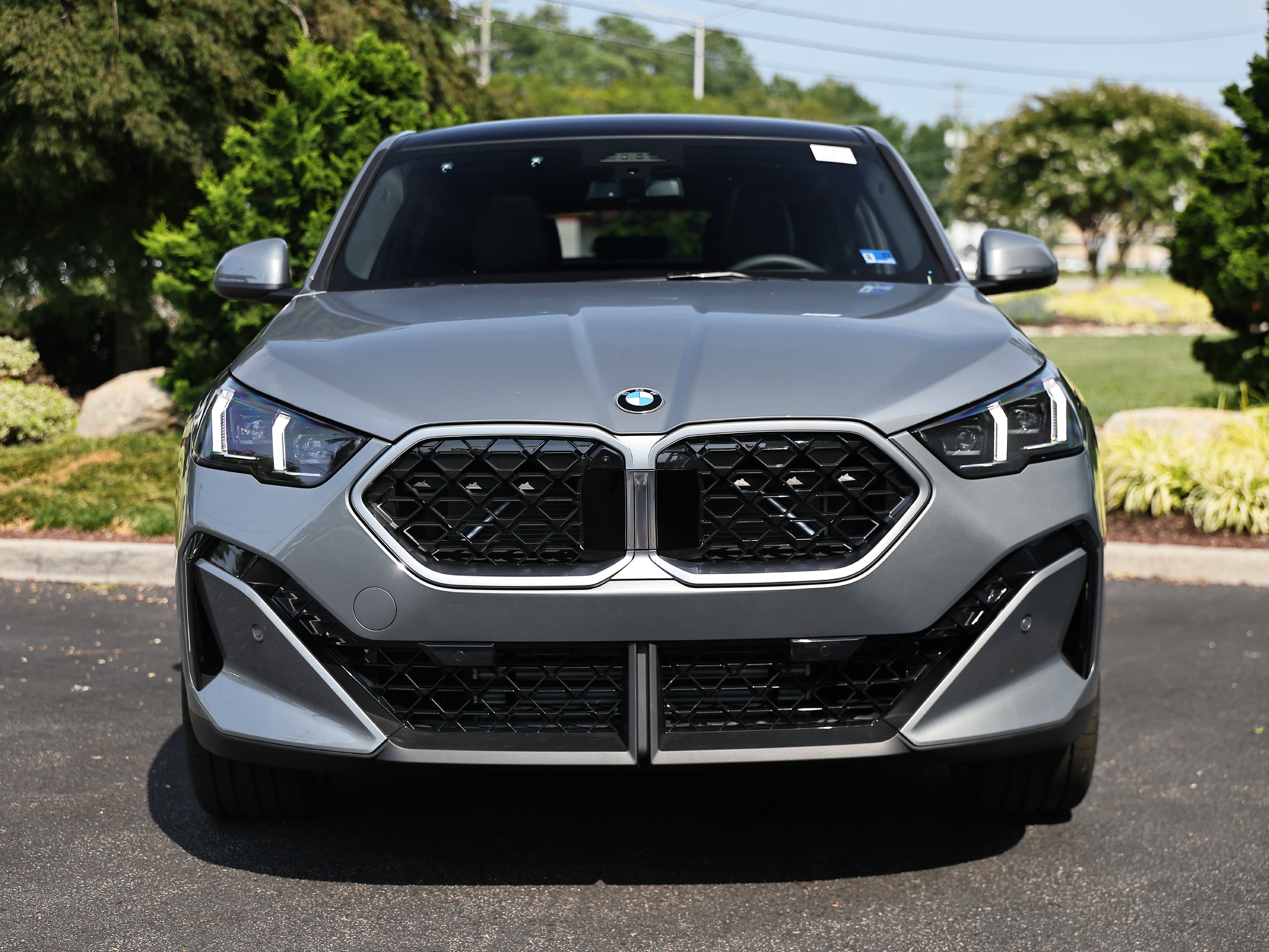 New 2027 BMW X2 xDrive28i AWD/4WD image 12