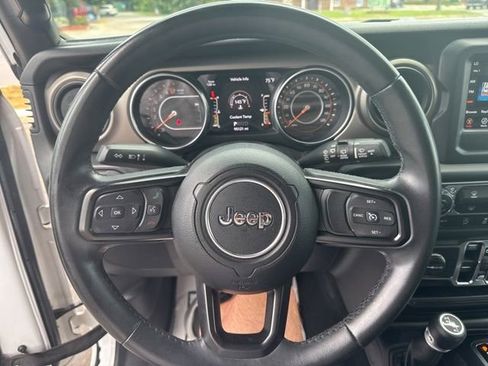 Used 2018 Jeep Wrangler Unlimited Sport S AWD/4WD image 19