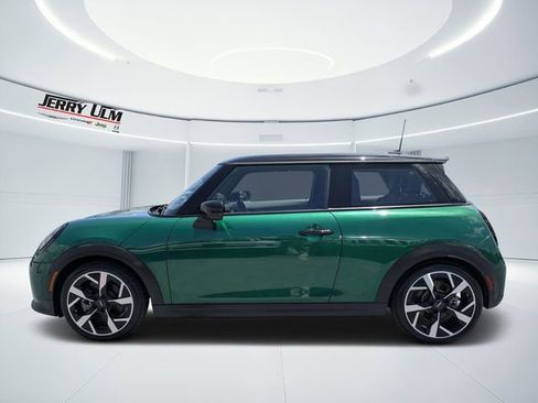 Used 2025 MINI Cooper S FWD image 6