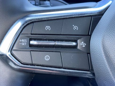 Used 2026 Chevrolet Traverse LT AWD/4WD image 12